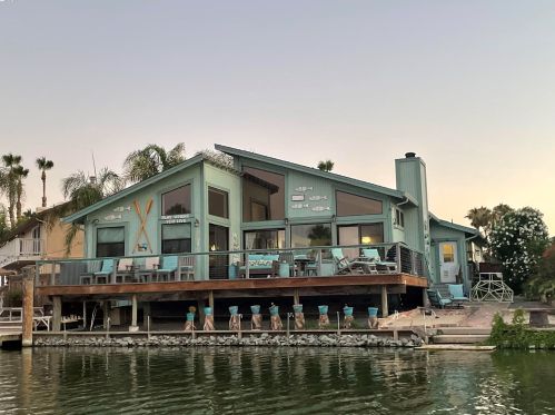 1113 Beach Ct, Discovery Bay, CA 94505-9435