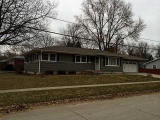 1625 Country Club Dr, Midway, IA 52302-5513