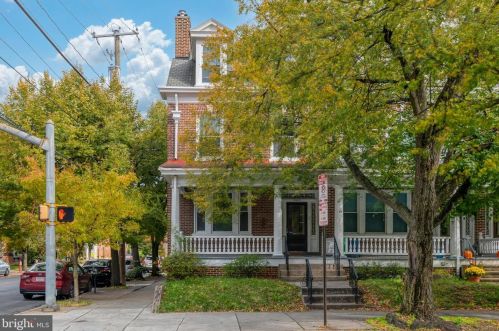 445 Duke St, Lancaster, PA 17602-4205