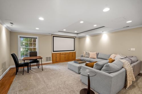 3466 Reeves Dr, Covington KY  41017-9436 exterior