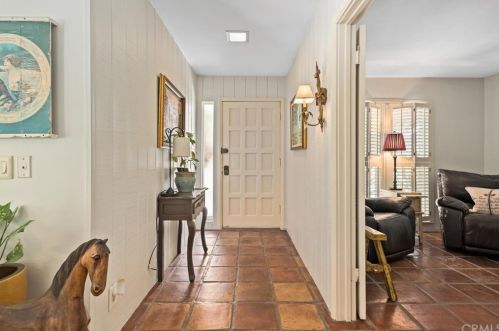 10 Pebblewood, Irvine, CA 92604-4530