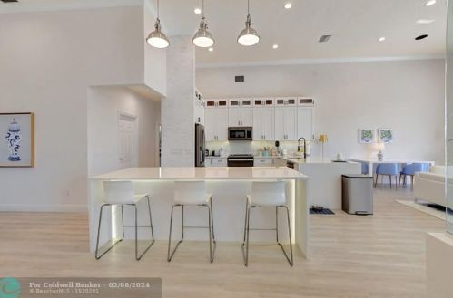 10595 Stonebridge Blvd, Boca Raton FL  33498-2002 exterior