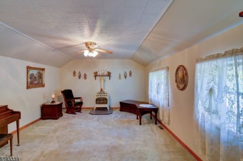 40 Lake Pochung Rd, Wantage NJ  07461-4126 exterior