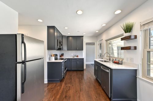 2110 91st St, Milwaukee WI  53226-2604 exterior