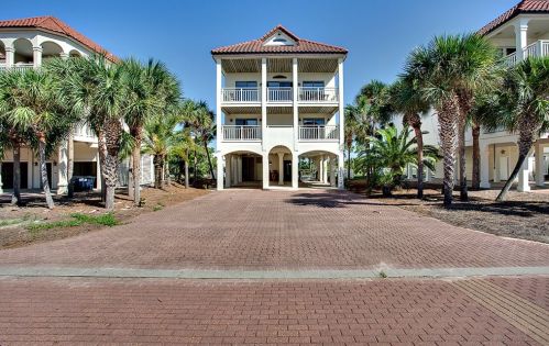 1820 Sunset Dr, Saint George Island FL  32328-3120 exterior