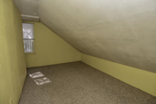 1010 Reynolds Rd, Glocester RI  02814-1621 exterior