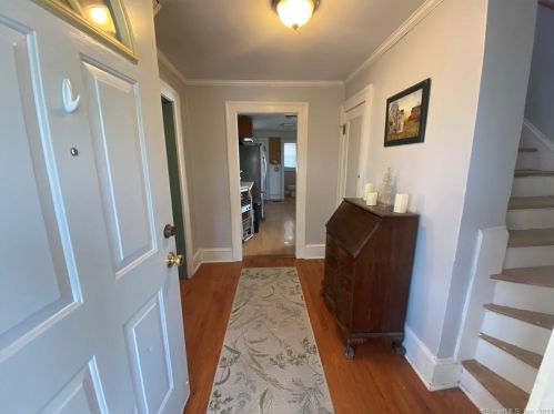 71 Newton Ave, Plainville CT  06062-2841 exterior