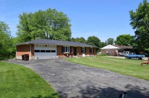 3923 Lanes Mill Rd, Miami, OH 45056-9377