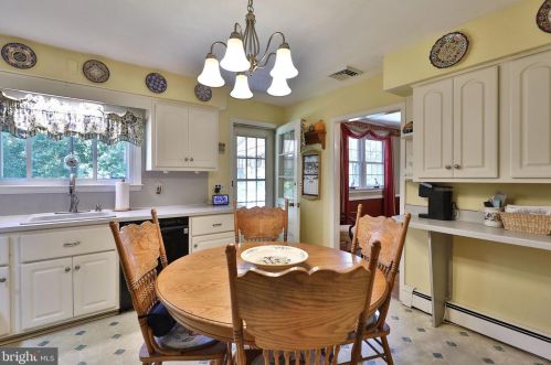 2415 Ball Rd, Willow Grove PA  19090-1509 exterior