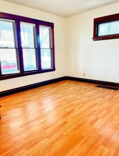 620 Cook Ave, Saint Paul, MN 55130-3837