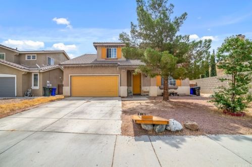 13221 Cabazon Pl, Victorville, CA 92395-5509
