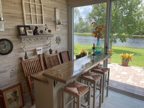 15831 Aurora Lake Cir, Wimauma FL  33598-4031 exterior