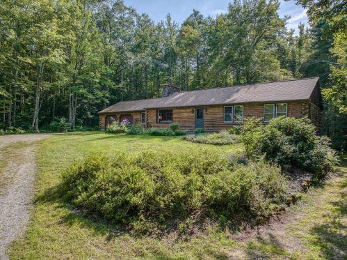 238 Bedford Rd, New Boston, NH 03070-4321