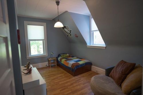 5621 Jackson St, Pittsburgh PA  15206-1521 exterior