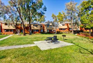 26033 Moulton Pkwy, Laguna Beach CA  92653-6240 exterior