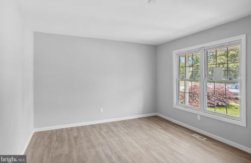 17 Madeley Ct, Erial NJ  08081-2015 exterior