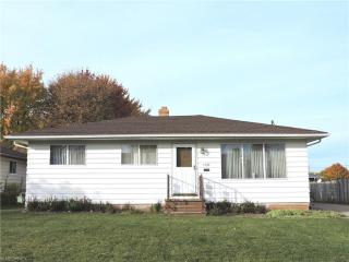 1926 Winterpark Dr, Cleveland, OH 44134-6641