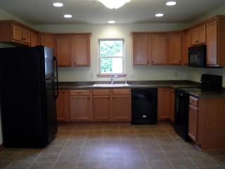 2162 94th St, Milwaukee WI  53227-1406 exterior