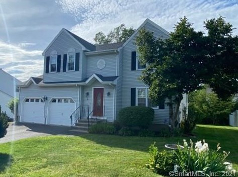 218 Kendall Cir, Waterbury, CT 06708-2193