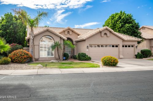 6209 Rose Garden Ln, Glendale, AZ 85308-6769