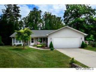 552 Woodfield Ln, Hendersonville, NC 28791-1993