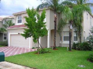 15751 53rd Ct, Hollywood, FL 33027-4988