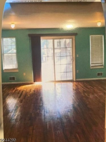 82 Chestnut St, East Orange, NJ 07018-3052