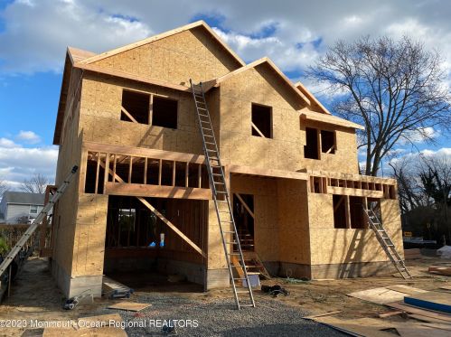199 Trenton Ct, Point Pleasant Beach, NJ 08742-2437