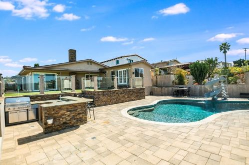 5087 Silver Arrow Dr, Rancho Palos Verdes CA  90275-3737 exterior