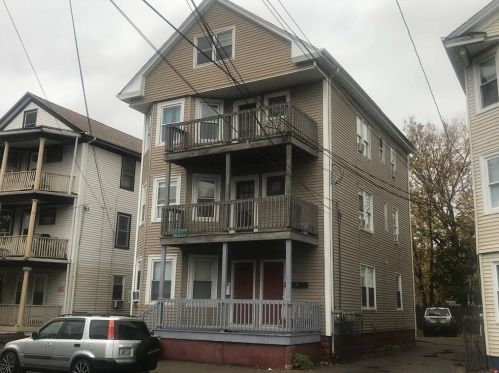 443 Potters Ave, Providence, RI 02907-1620