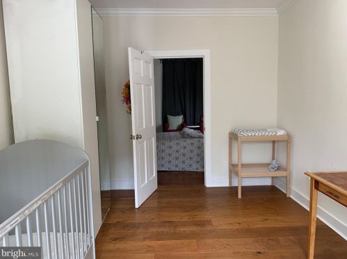 1666 33rd St, Washington, DC 20007-2749