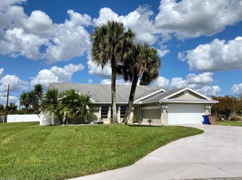 101 Ortona St, Lehigh Acres, FL 33936-5333