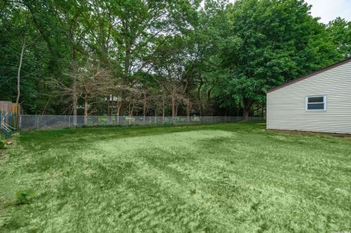 29 Hawthorne St, Mount Sinai NY  11766-2909 exterior