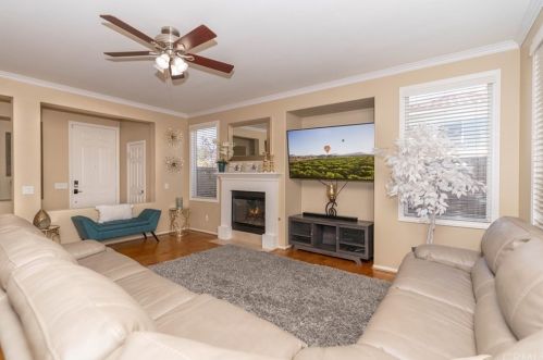 33494 Cedar Creek Ln, Lake Elsinore, CA 92532-2547