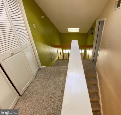 408 Sayre Dr, Princeton NJ  08540-5853 exterior