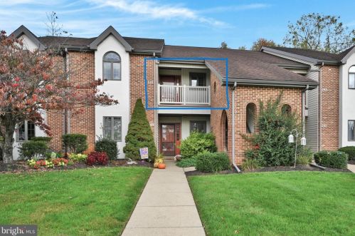 251 Black Oak Dr, Lancaster, PA 17602-3466