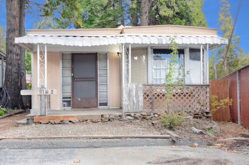 2 Rim St, Pacific House, CA 95726-9768