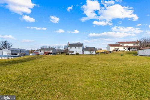 306 Schoolhouse Rd, Smithville PA  17560-9701 exterior