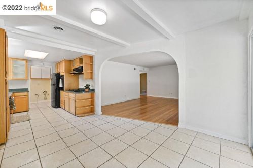 2915 Hermosa St, Pinole CA  94564-1511 exterior