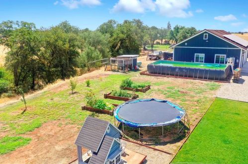 301 Sunnybrook Ln, Oroville CA  95965-8101 exterior