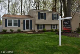 15719 Cranberry Ct, Dumfries VA  22025-1751 exterior