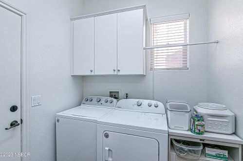 2518 Calderon Dr, Santa Maria CA  93455-7410 exterior