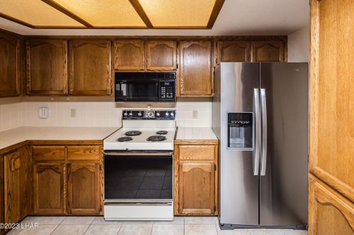 3886 Whaler Dr, Lake Havasu City AZ  86406-4302 exterior