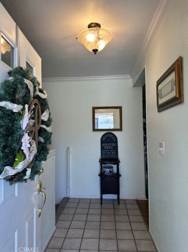 16055 Andover Dr, Victorville, CA 92394-1432