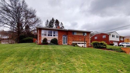 412 Wimer Dr, Pittsburgh, PA 15237-3748