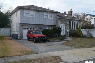 731 Jay Way, North Baldwin NY  11510-4513 exterior