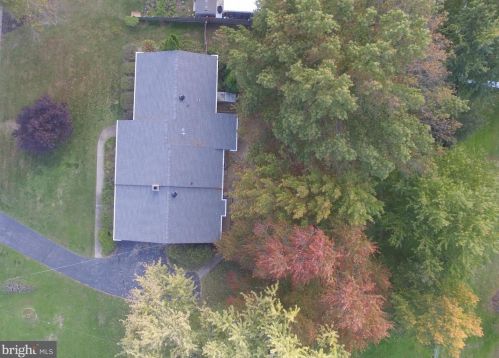 3307 Knoeller Rd, Norristown, PA 19403-4108