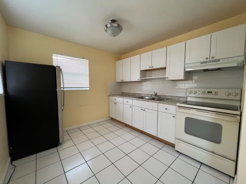 1521 21st St, West Palm Beach, FL 33404-5224