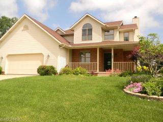 711 Frana Clara St, Fairhope, OH 44641-2217