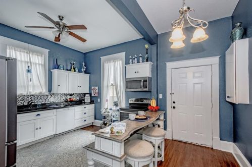 1402 26 St, Galveston TX 77550-7815 exterior